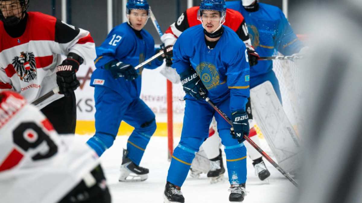 Казахстан отыгрался с 0:4 и оформил сенсацию на ЧМ по хоккею