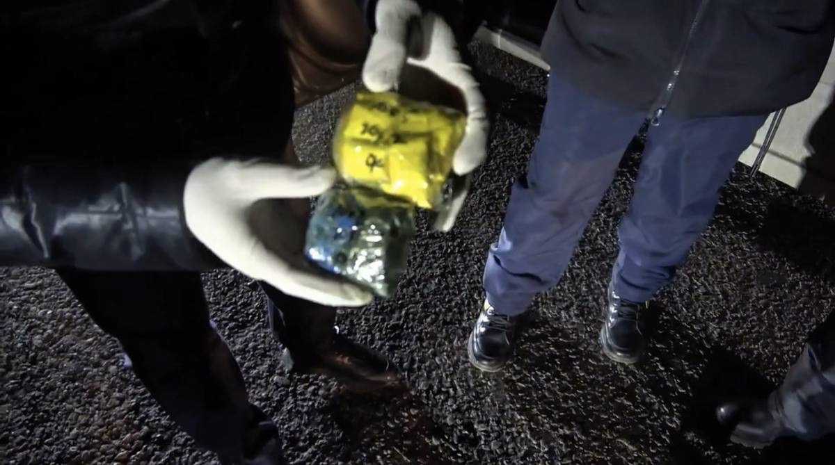 Крупную партию наркотиков изъяли в Улытауской области: задержаны две женщины