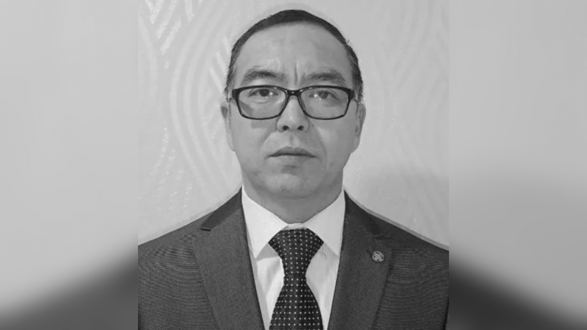 Аким города Темир совершил суицид