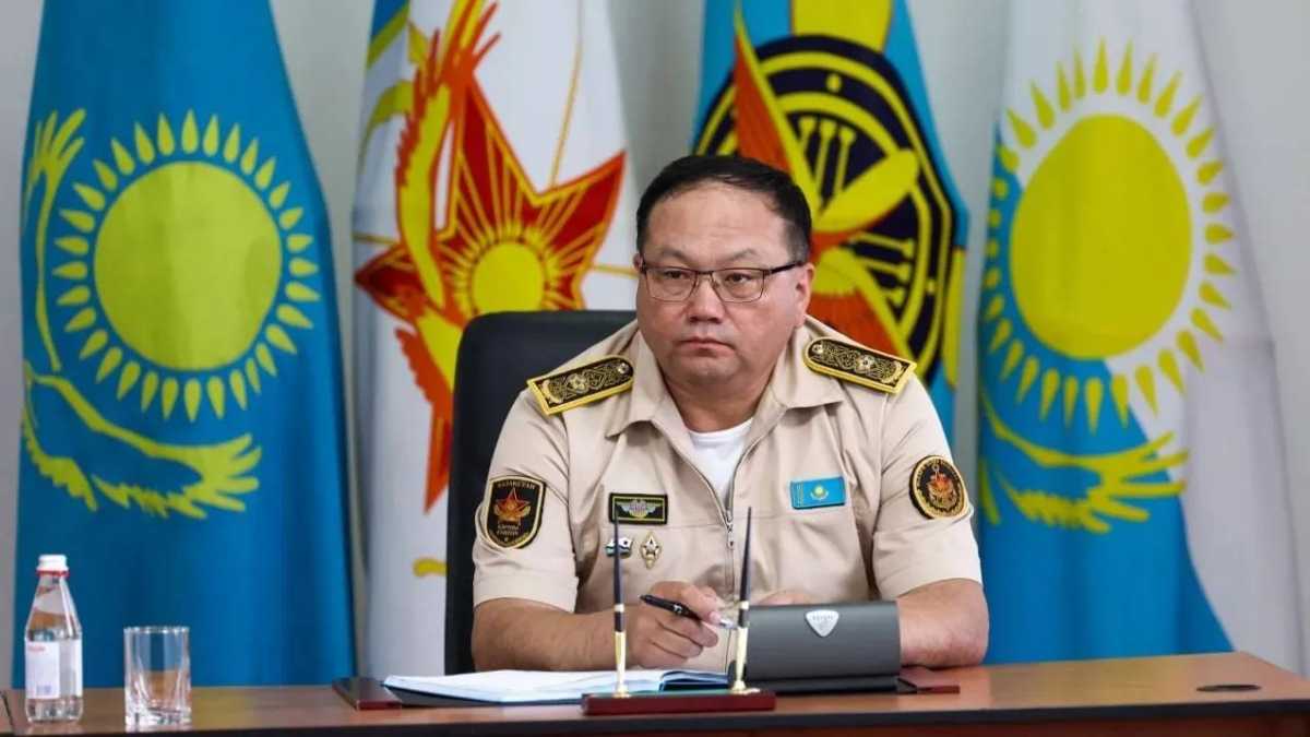 Серика Бурамбаева освободили от должности замминистра обороны РК