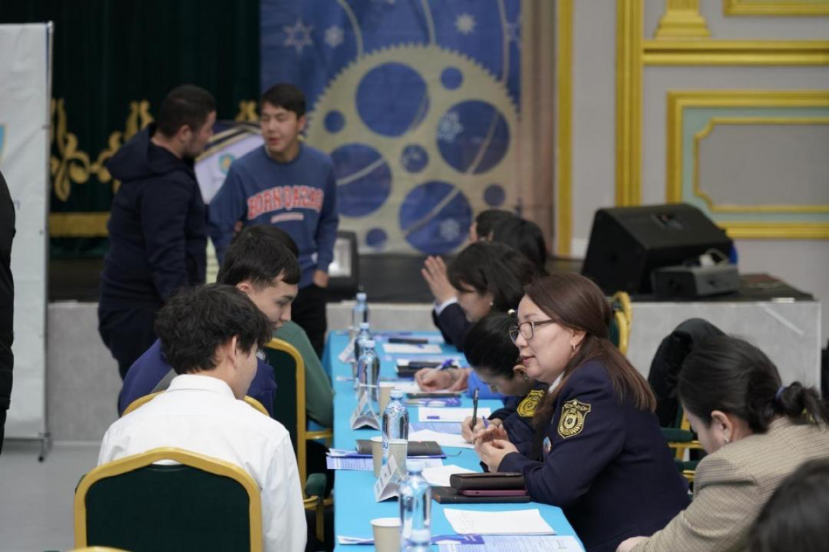 «Закон и порядок»: акцию «Народный юрист» организовали для жителей Астаны