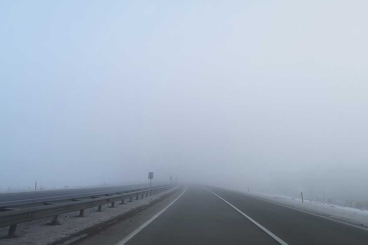 Из-за погодных условий ограничили движение в ряде областей, закрыты выезды из Астаны