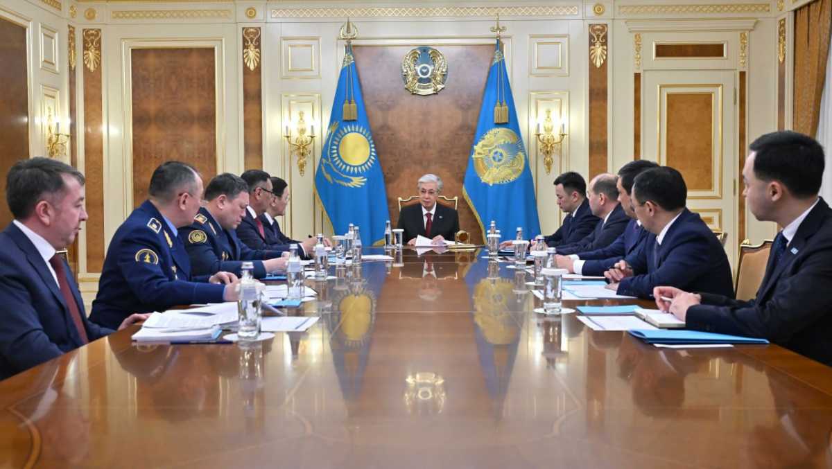 Токаев провёл совещание по вопросам воинской дисциплины