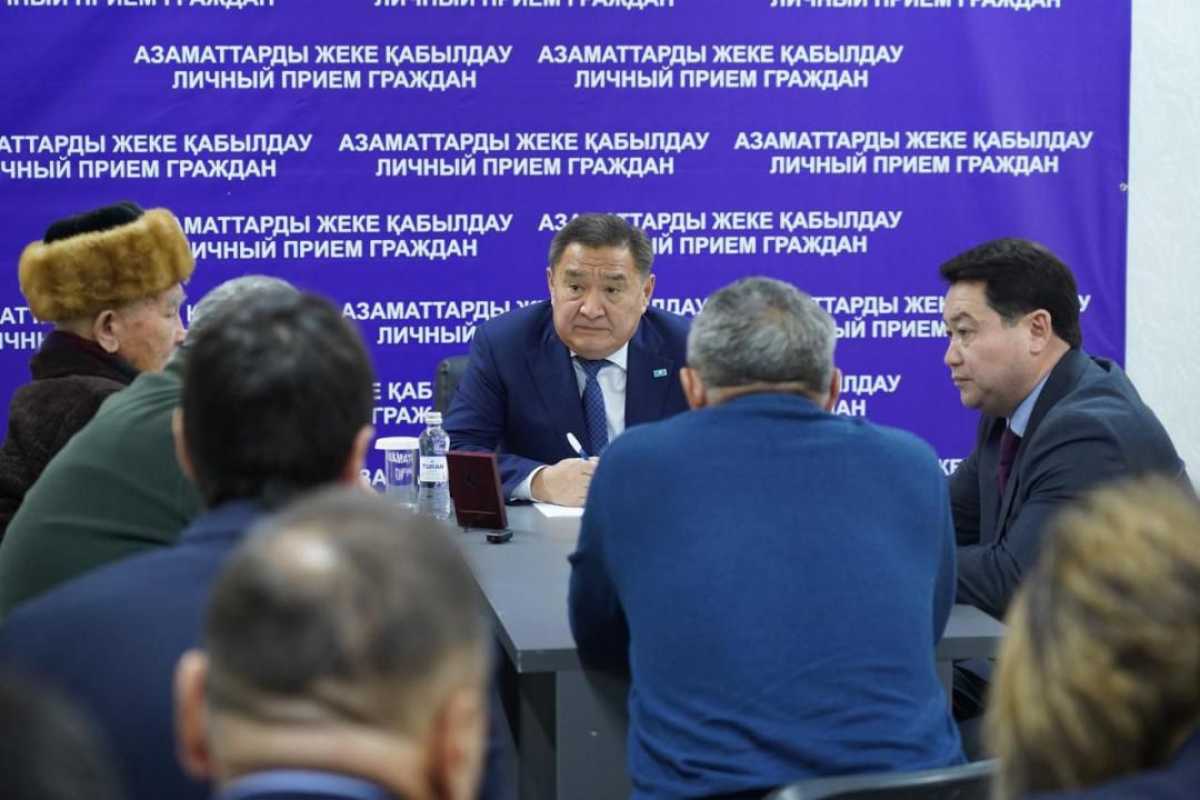 Аким Акмолинской области Марат Ахметжанов провел встречу с жителями Коргалжынского района