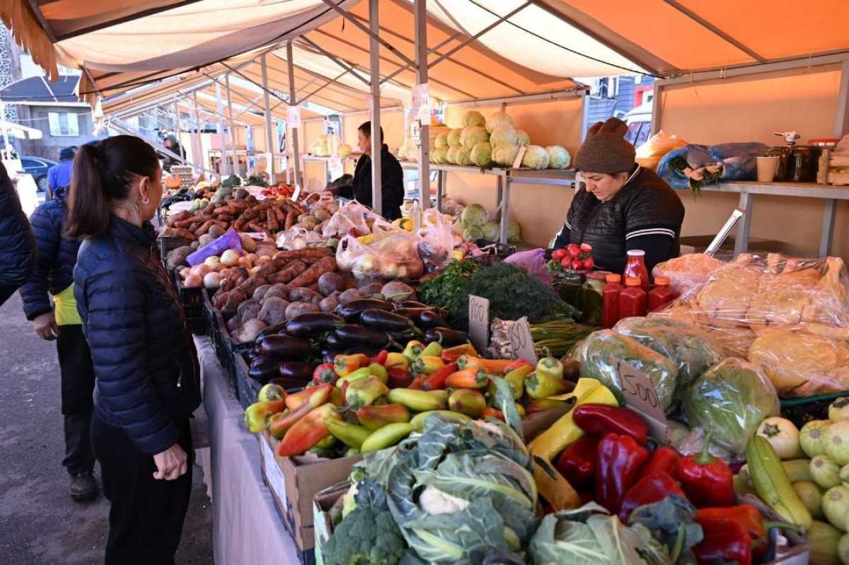 Отказ от посредников: коммунальные ярмарки планируют построить в Алматы