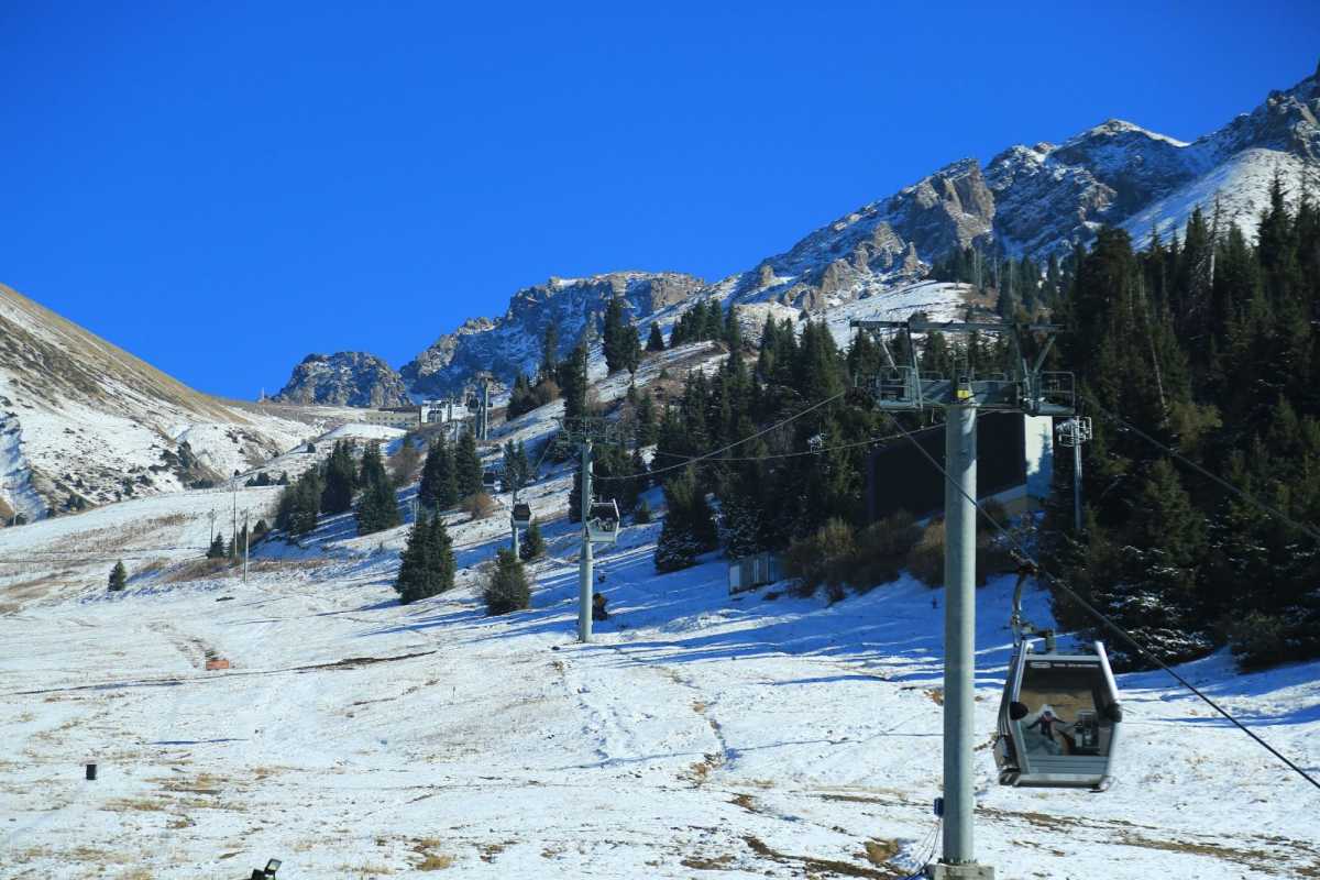 Курорты «Шымбулак» и «Ой-Қарағай» объединят сетью канатных дорог – аким Алматы