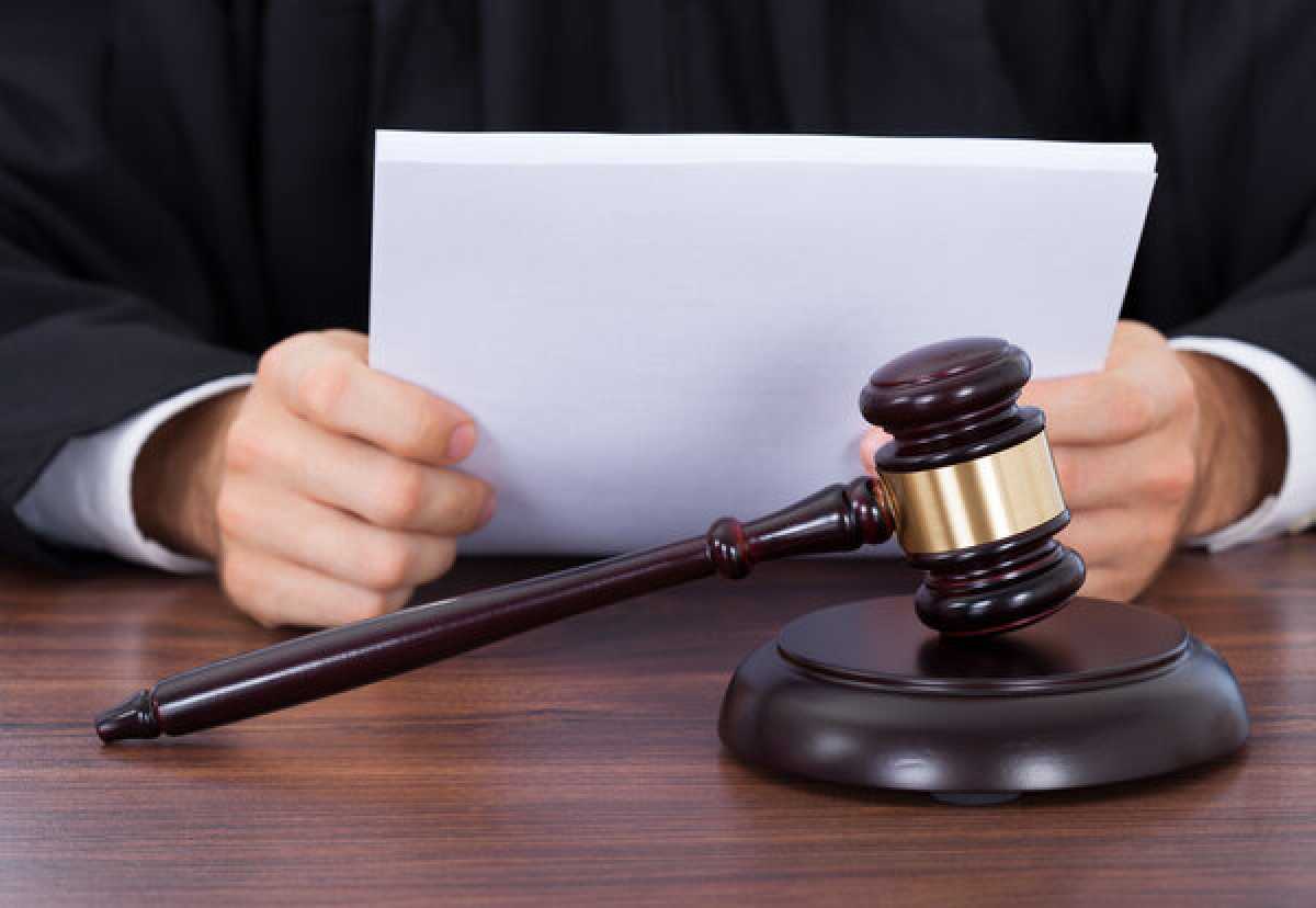 Экс-начальника колонии осудили в Павлодаре