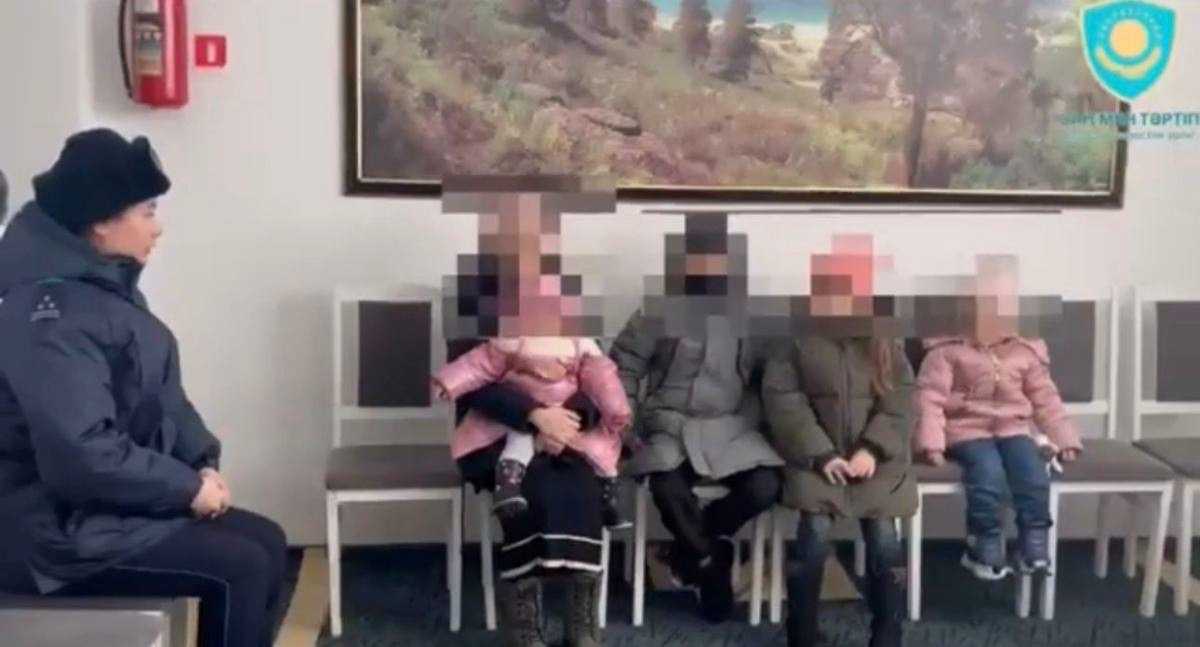 Полицейские Павлодара помогли женщине с детьми, пострадавшей от бытового насилия