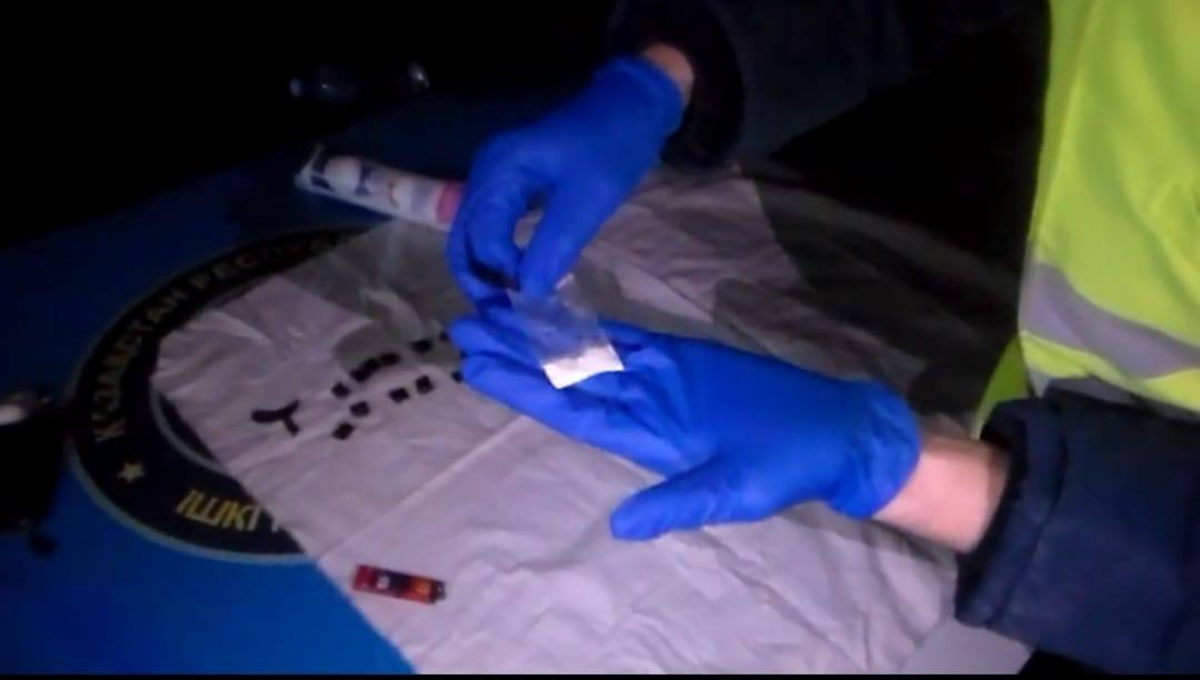 Иностранца с наркотиками задержали в Алматы