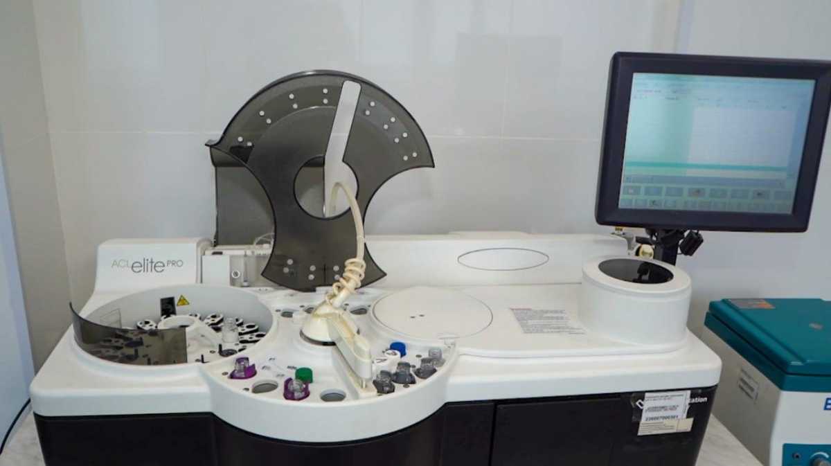 В Астане военный госпиталь Минобороны пополнился новым оборудованием