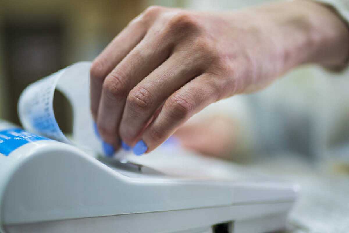 Подделывали чеки: подростки использовали ИИ для обмана продавцов в Жетысуской области