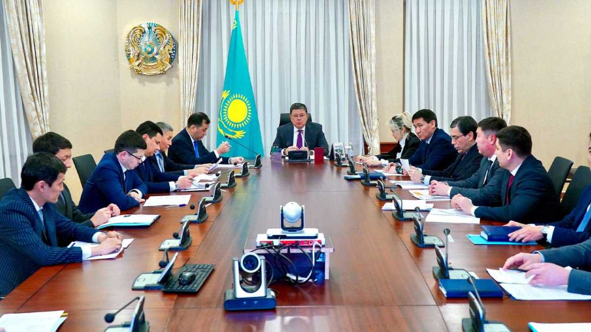 Бозумбаев поручил подготовить предложения по переформатированию деятельности СПК