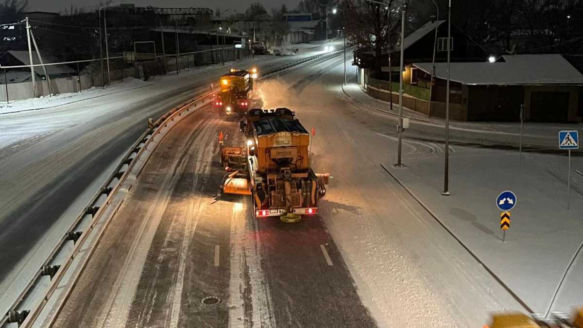 Коммунальные службы Алматы работают в усиленном режиме – акимат