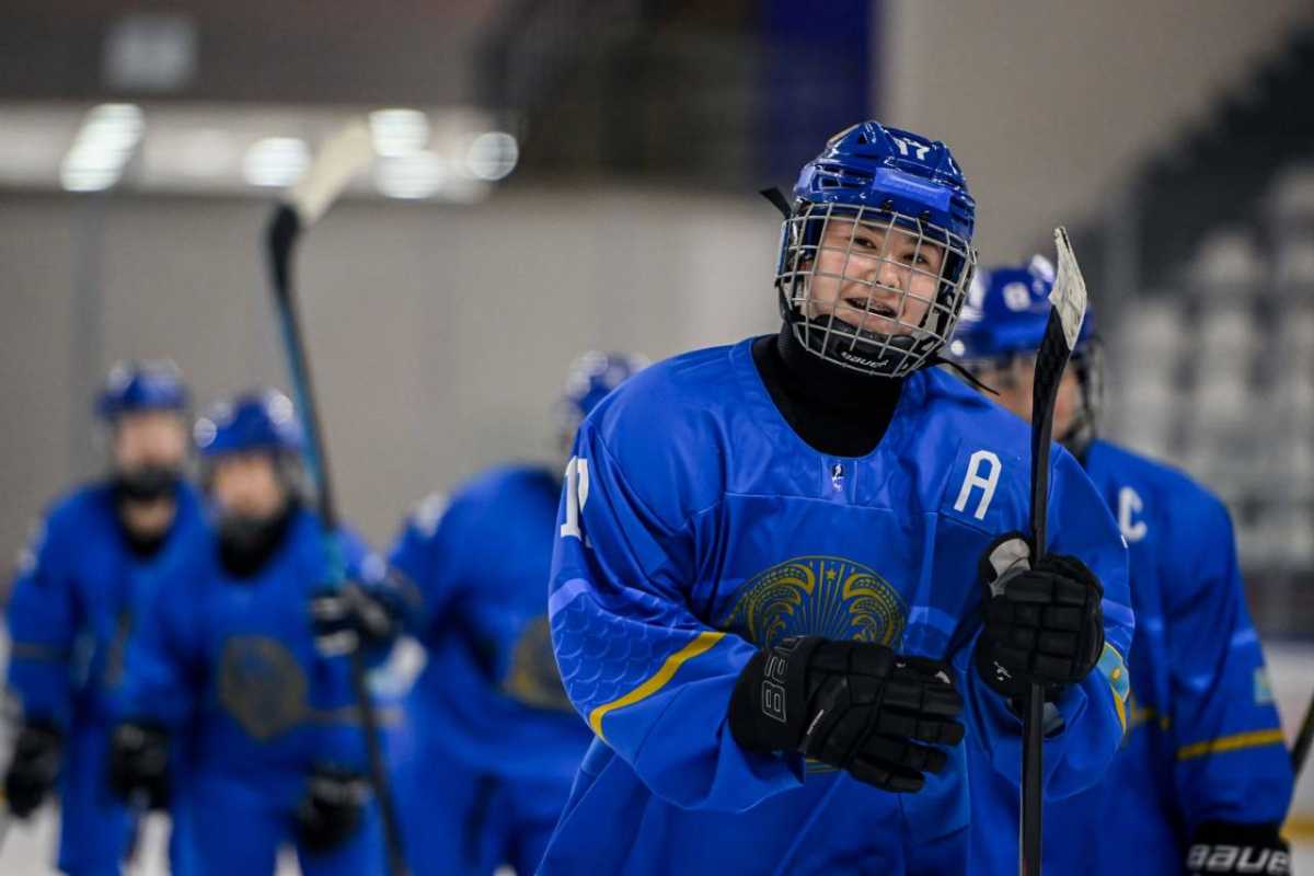 Казахстанки одержали третью победу на юниорском ЧМ по хоккею в Стамбуле