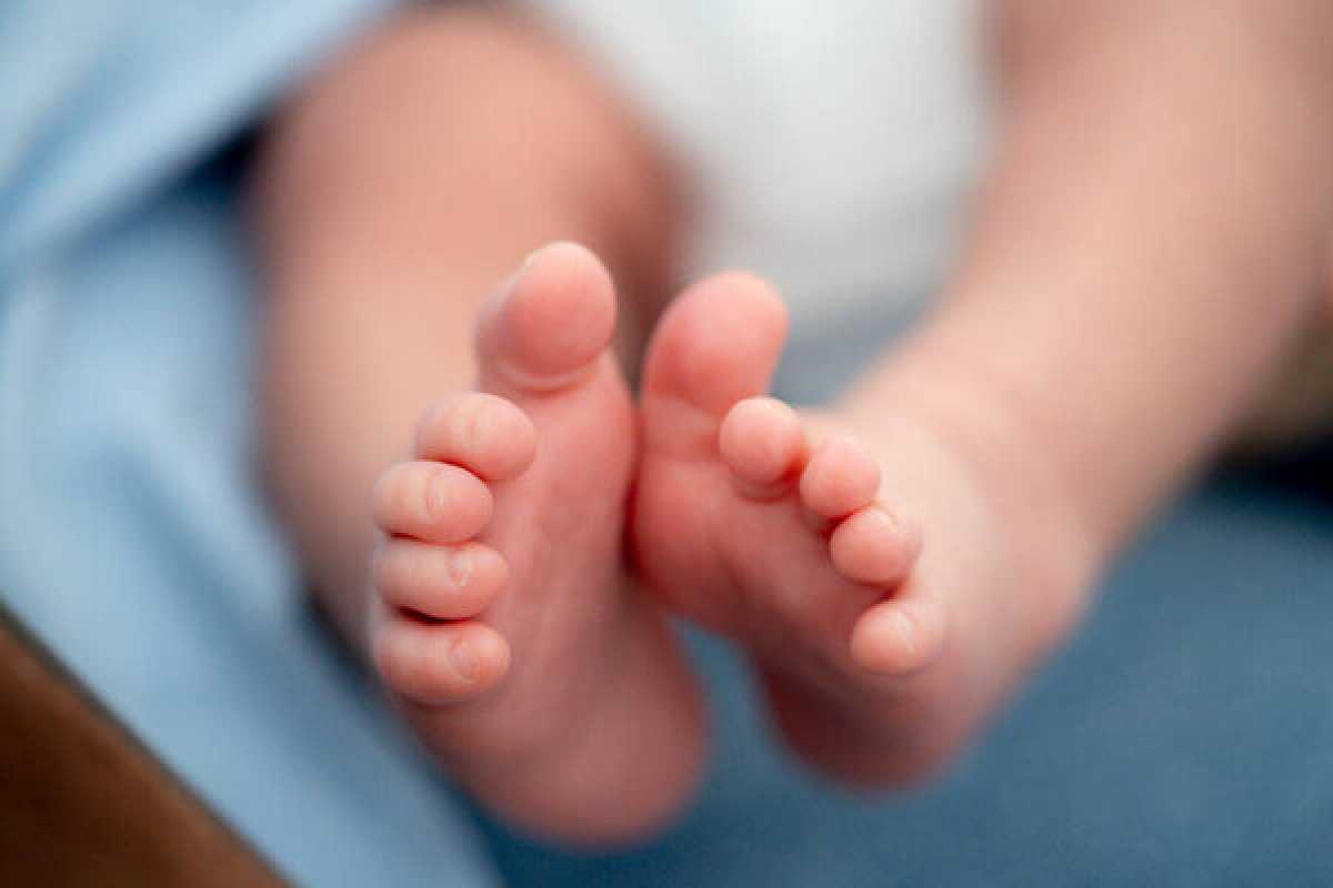 Первая тройня за три года появилась на свет в Костанайской области