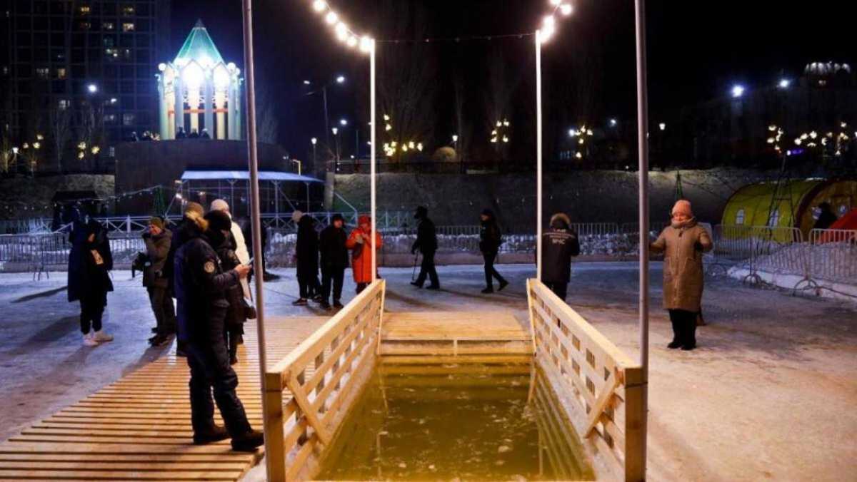 Крещенские купания: где и когда можно окунуться в прорубь в Астане