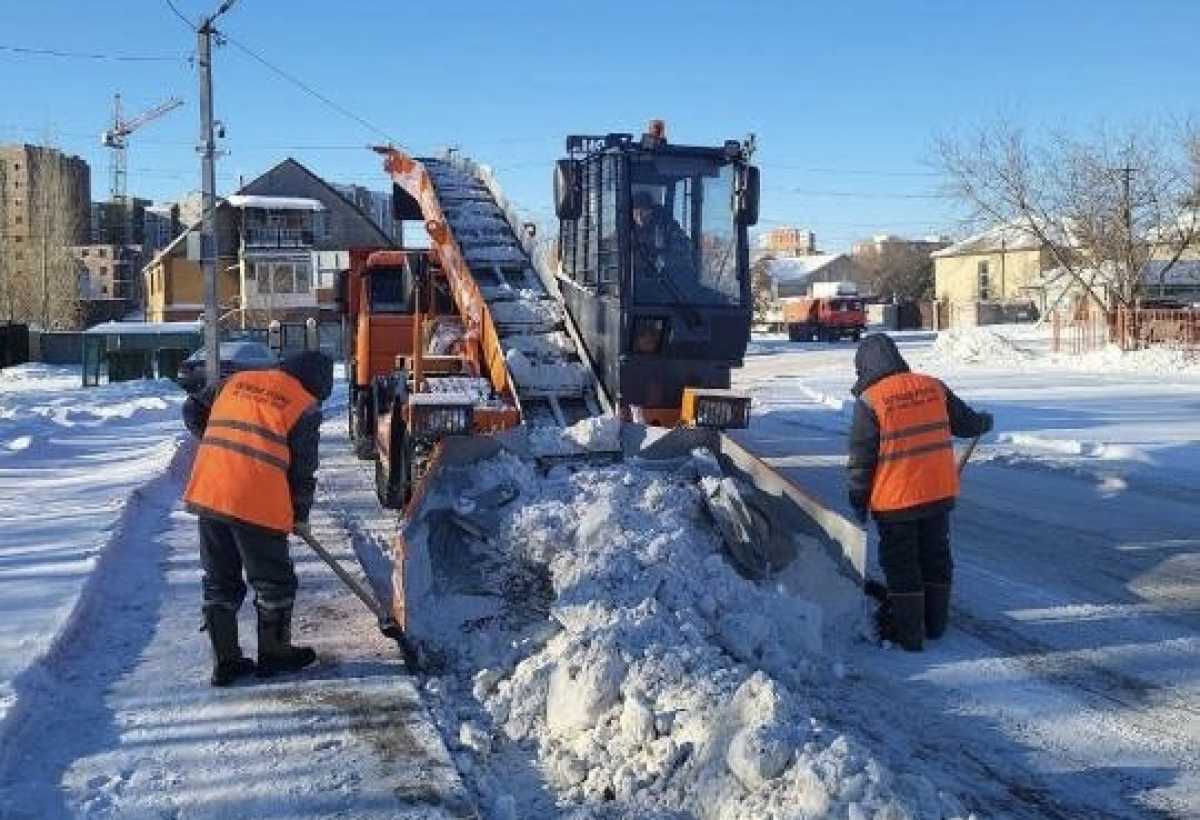 Около 70 тысяч кубометров снега вывезли из Астаны за ночь
