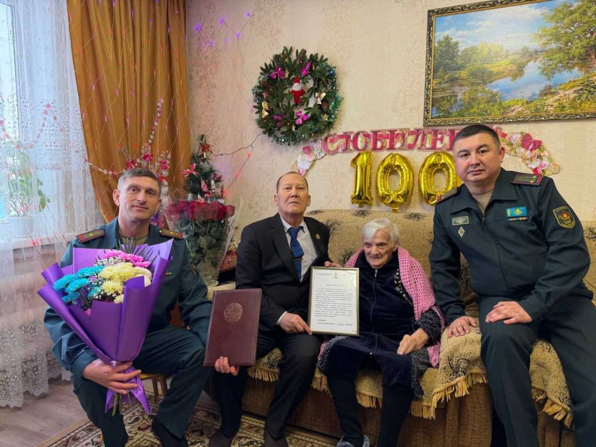 Столетний юбилей отметила ветеран ВОВ из Павлодарской области