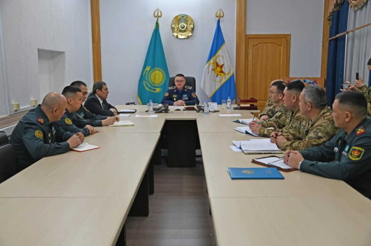 Дисциплина и быт: замминистра проверил войсковые части Карагандинского гарнизона