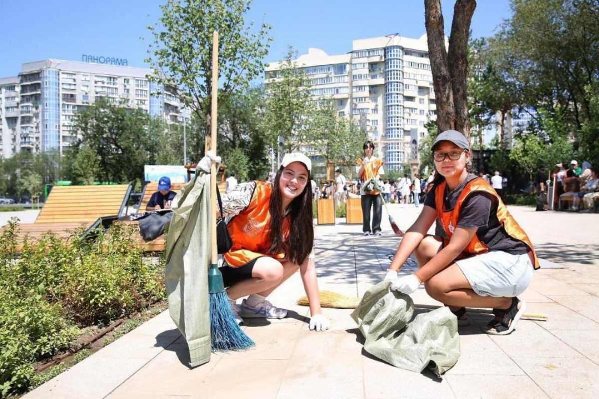 Международный год добровольцев: более 200 мероприятий планируют провести в Алматы