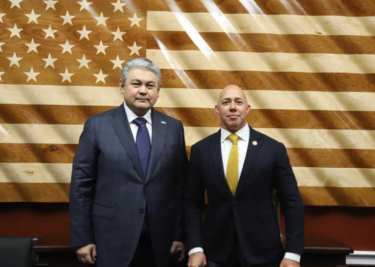 Глава МИД Казахстана провёл встречи с ключевыми членами Конгресса США