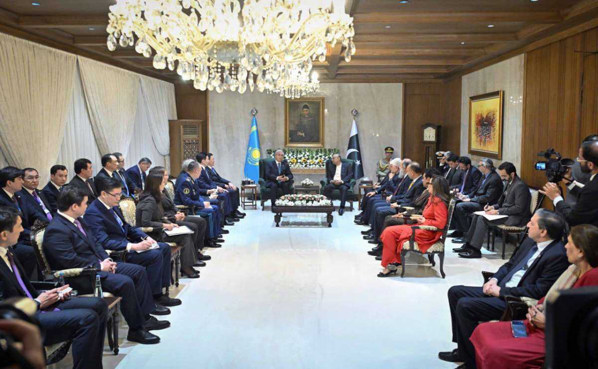 Казахстан и Пакистан укрепляют сотрудничество в транспортной сфере