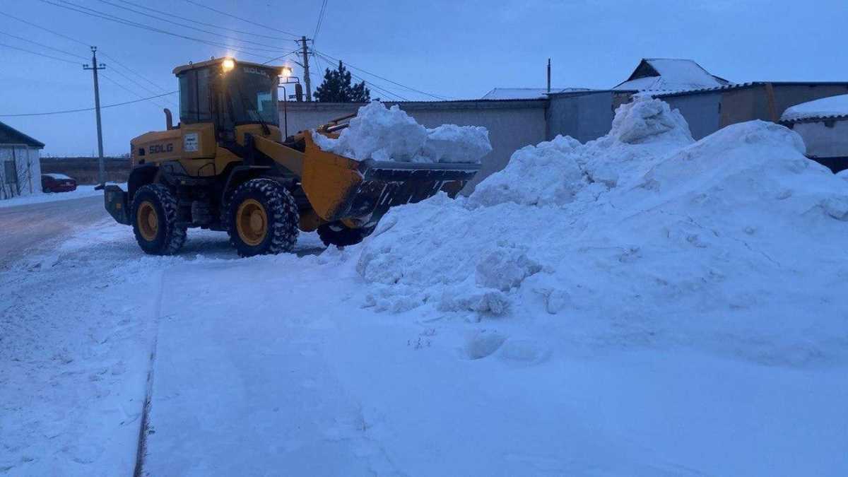 Более 30 тысяч кубометров снега вывезли из Астаны за ночь