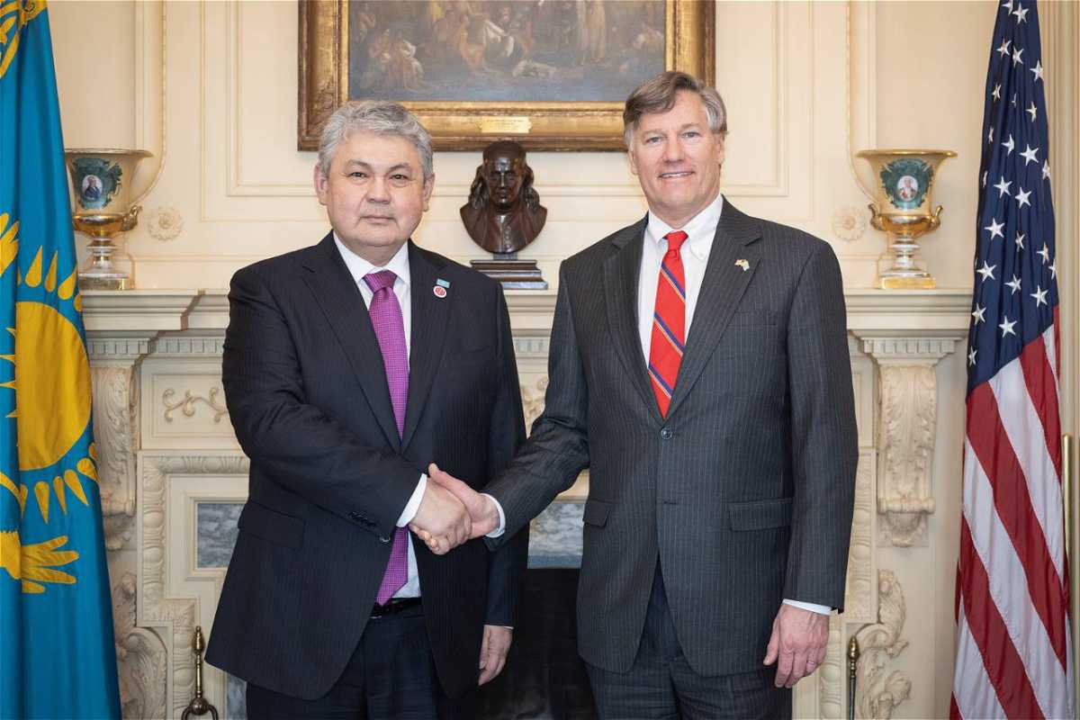 Казахстан и США обсудили реализацию проектов на 17 млрд долларов