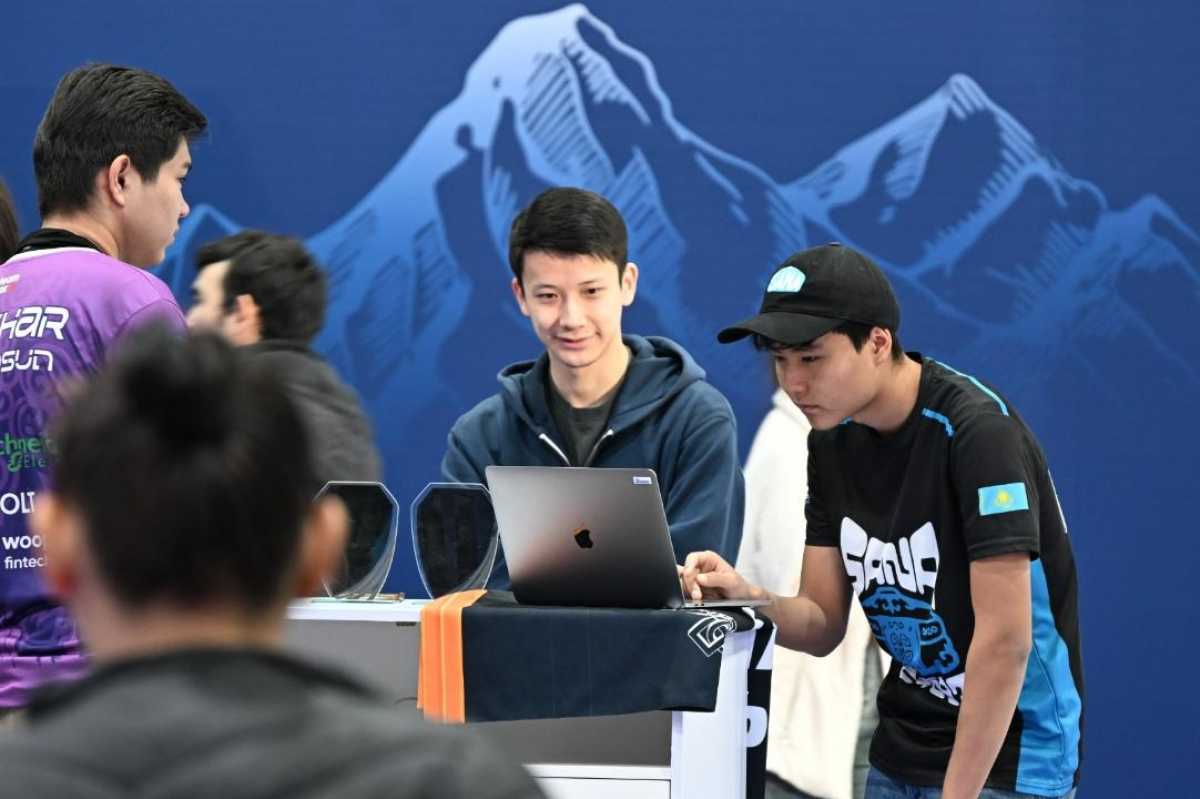 Алматы делает ставку на ИИ: 2026 год объявлен Годом цифровизации