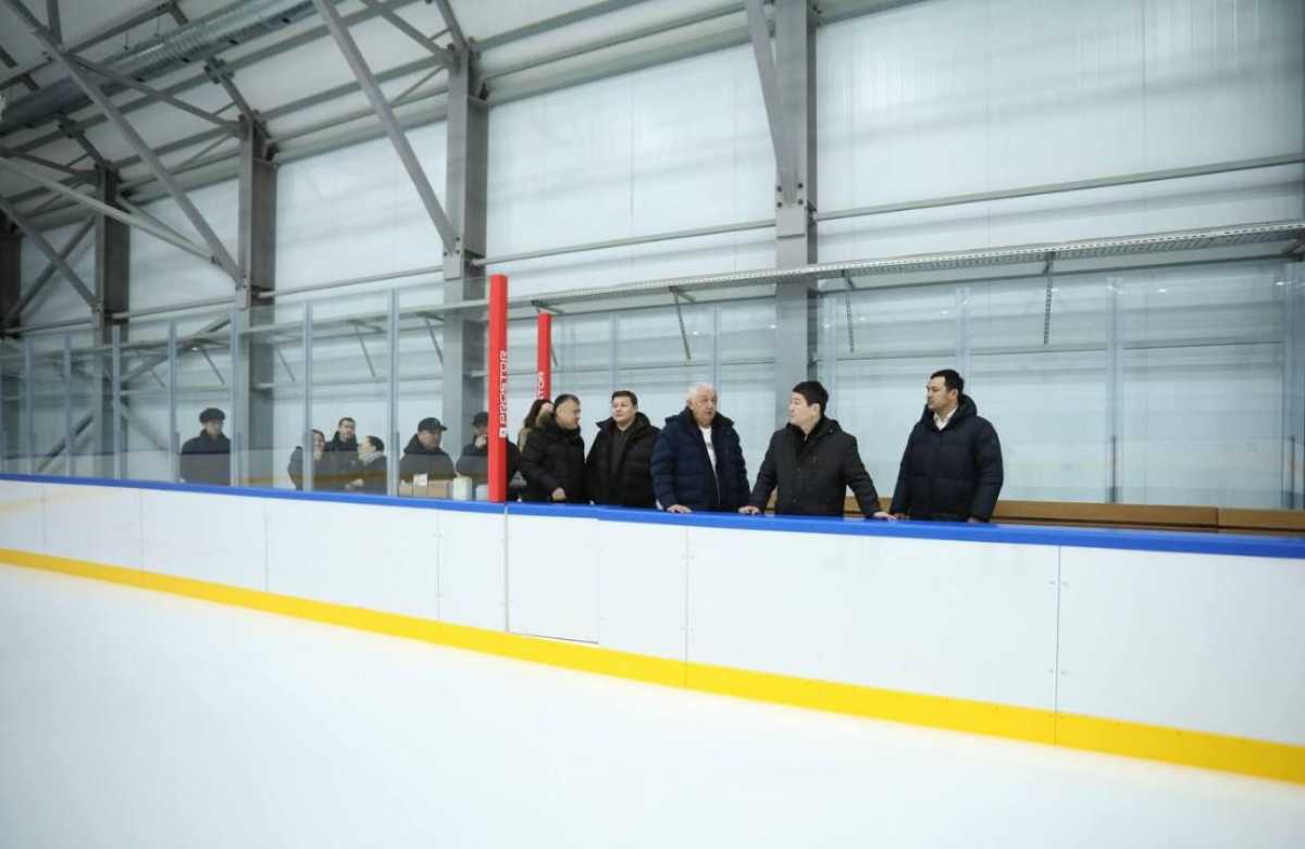 Нурдаулет Килыбай ознакомился с ходом строительства нового ледового дворца в Актау
