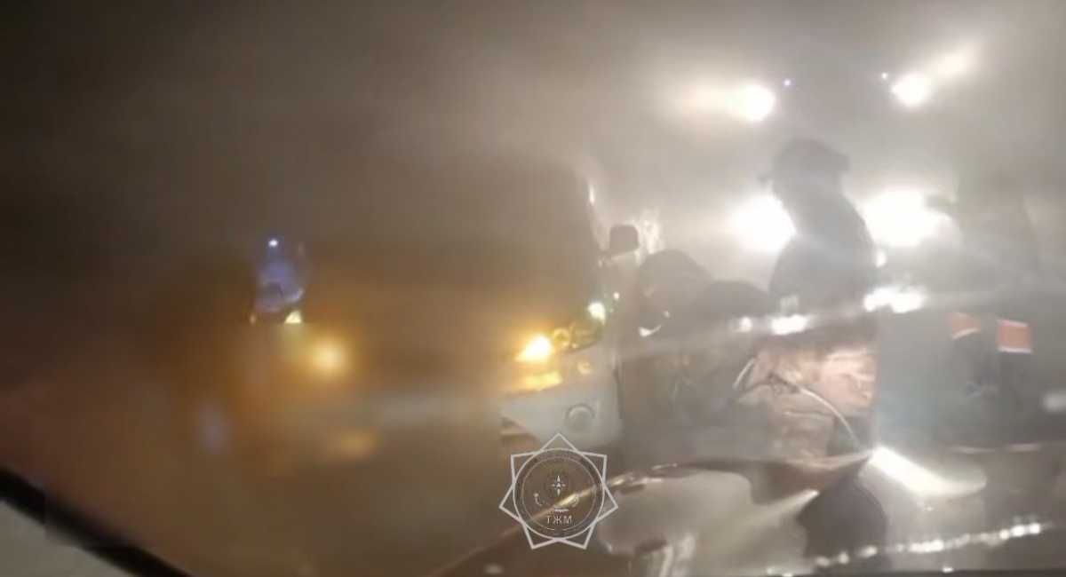 12 человек спасли из снежного заноса в Алматинской области