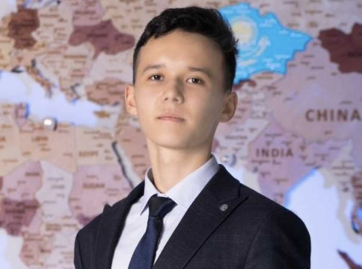 Лучшие университеты мира пригласили на бесплатное обучение школьника из Астаны