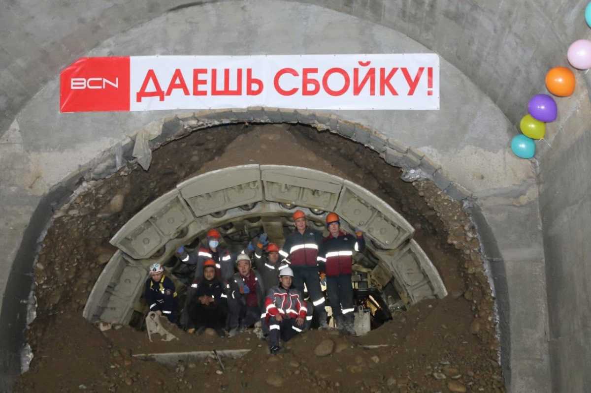 В Алматы завершили пробивку тоннелей до новой станции метро
