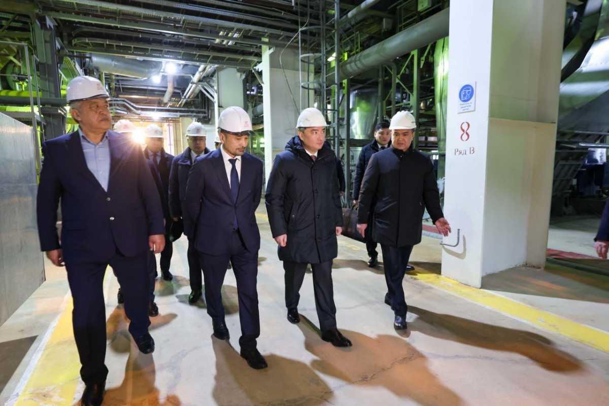 Бектенов проверил энергетическую инфраструктуру Астаны