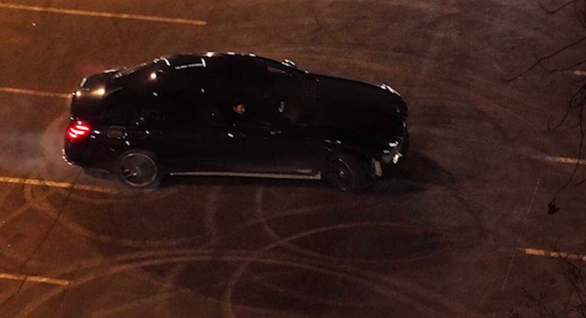 Опасный дрифт обернулся несколькими штрафами для водителя из Алматы