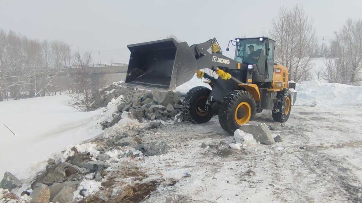 Дамбы, каналы и гидропосты: как регионы Казахстана готовятся к паводкам