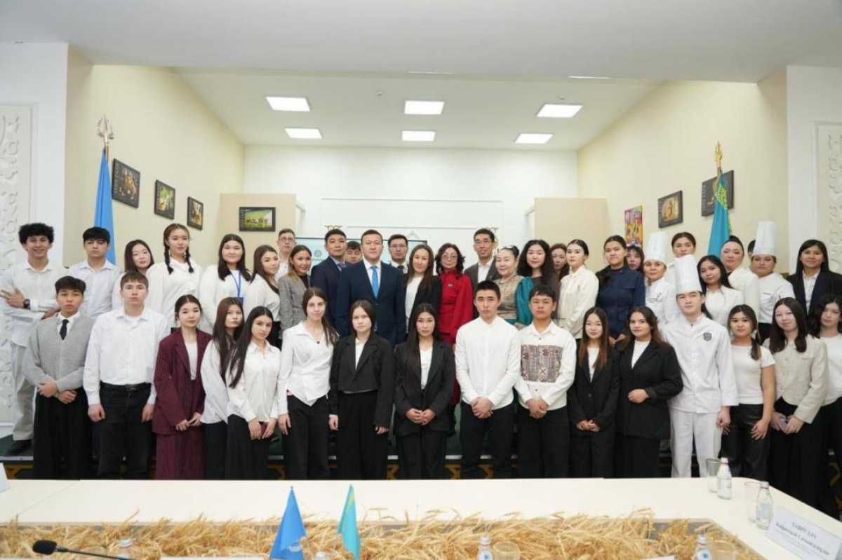 «Экономь воду – спаси будущее!»: экочас для студентов колледжей прошёл в Астане