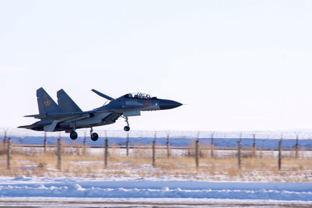 Истребитель потерпел крушение в Карагандинской области