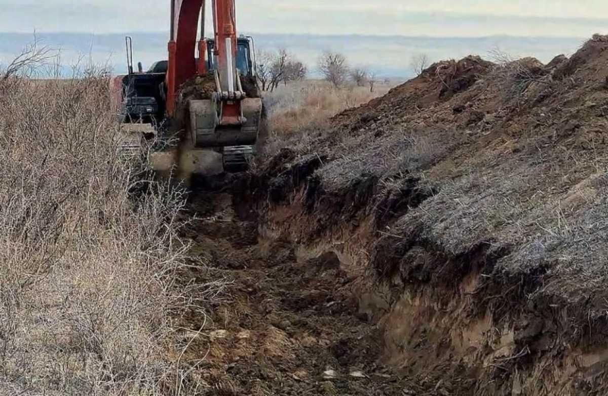 Оросительный канал восстанавливают в Жамбылской области