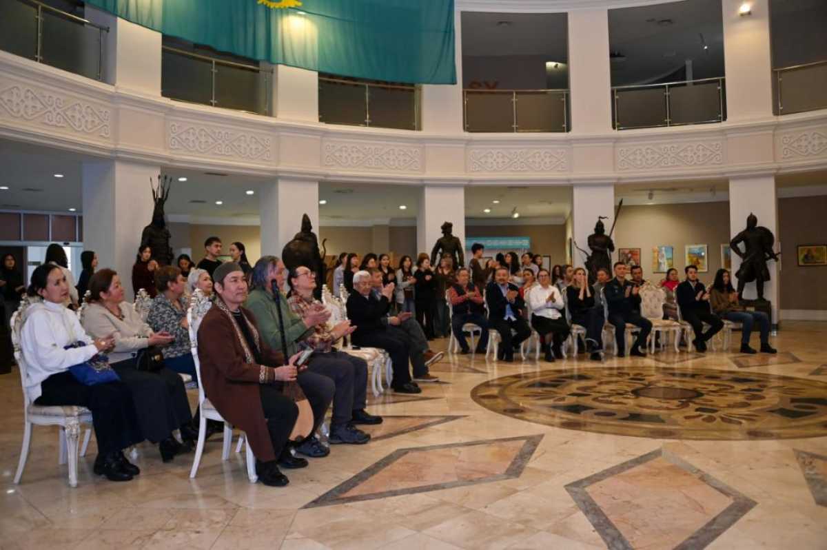 В Военно-историческом музее открылась выставка «Көктем шақырады»