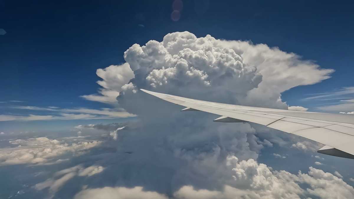 Продолжается вывоз граждан Казахстана из стран Ближнего Востока