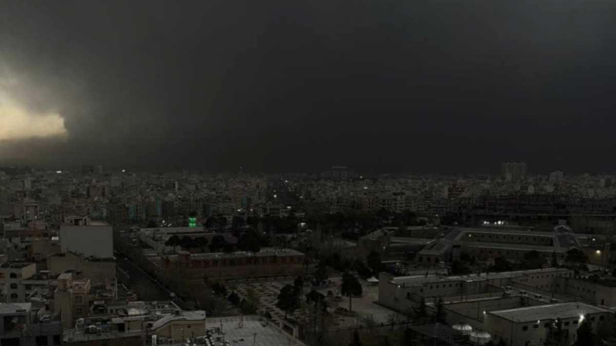 Жителей Ирана предупредили о кислотных дождях