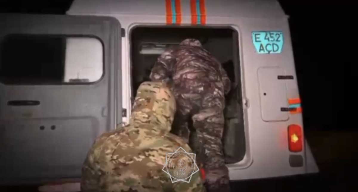 Спасатели помогли автомобилистам на трассах в двух регионах Казахстана