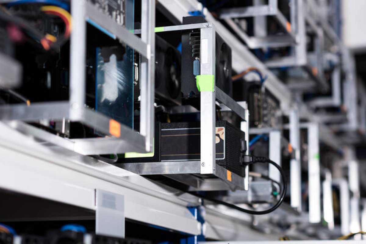 Нелегальную криптоферму ликвидировали в Карагандинской области