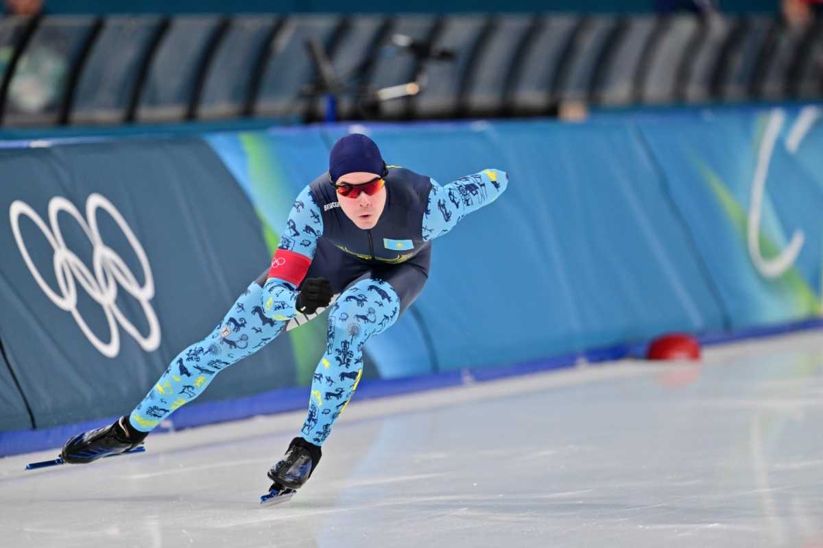 Казахстанский конькобежец Евгений Кошкин выиграл турнир в Нидерландах