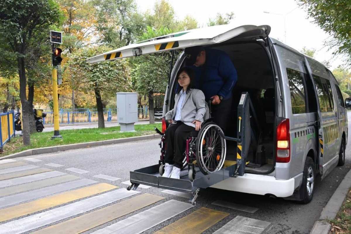 Инватакси через приложение: пилотный проект работает в Астане и Алматы