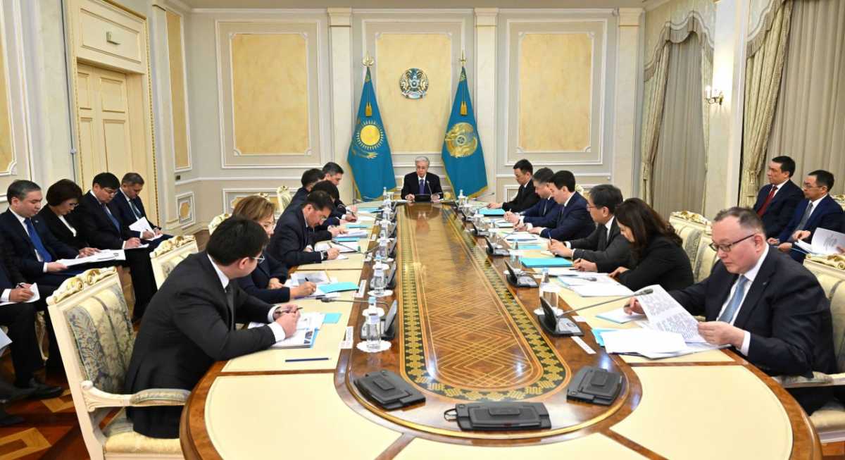 Цифровизация и бюрократия «несовместимы» как «лёд и пламень» – Токаев