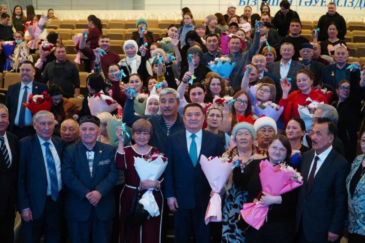 В Кокшетау вручили ключи от 125 квартир очередникам категории СУСН