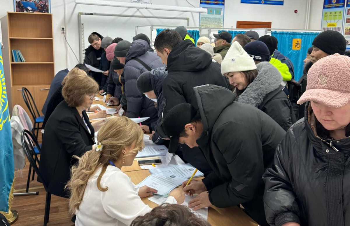 Мангистаусцы с первых часов активно участвуют в референдуме