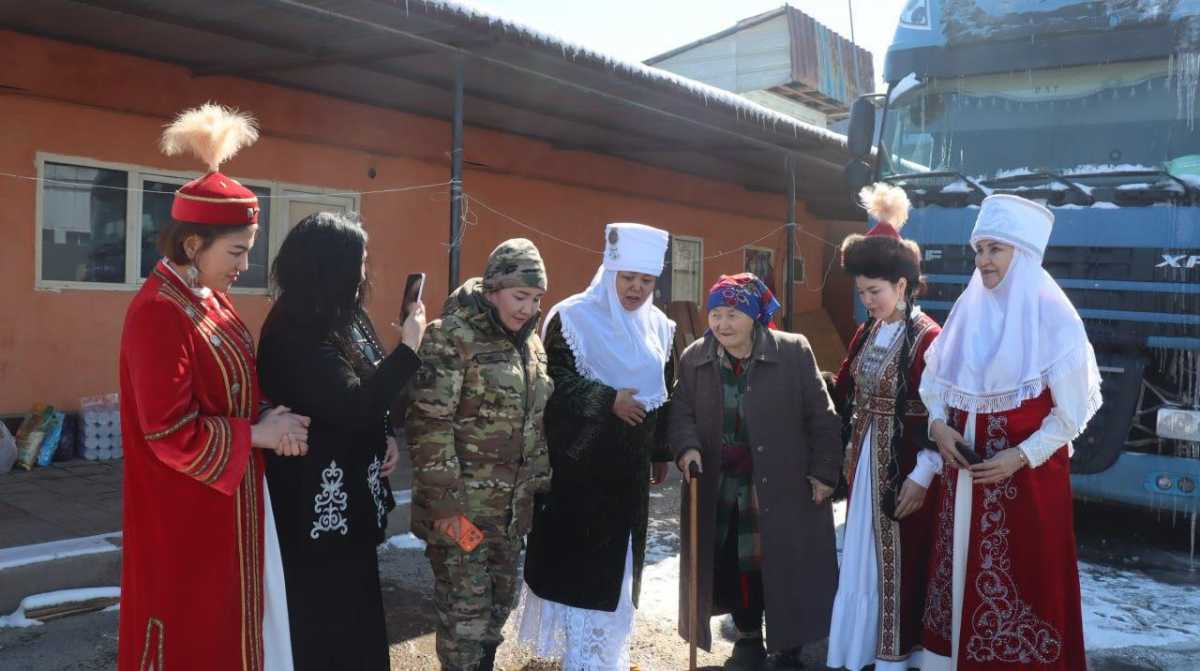 Наурызнама: военнослужащие Вооруженных сил поддержали благотворительную инициативу